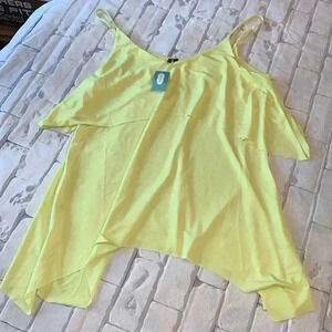 MAURICES Flowy top - NEW